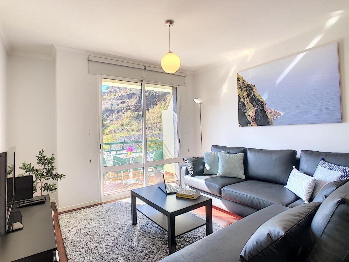 Sea N' Sun Apartment By Lovelystay Ribeira Brava Εξωτερικό φωτογραφία